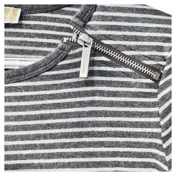 MICHAEL Michael Kors Nautical Striped Zip‎ Shoulders Top S - Picture 3 of 3